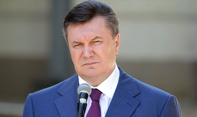 Янукович слег в больницу на три недели