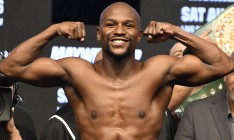 Боксера Флойда Мэйуэзера оштрафовали за рекламу криптовалюты