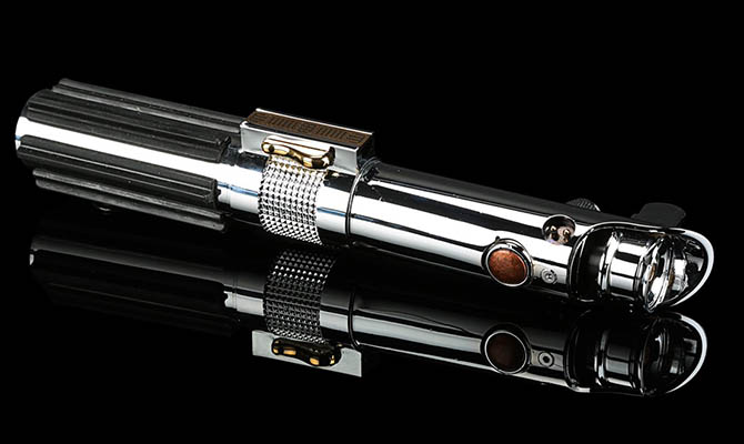 Световой меч Люка Скайуокера продадут с аукциона