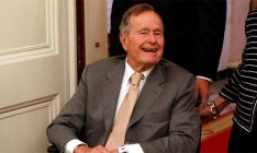 На Капитолийском холме прошла церемония прощания с экс-президентом США Бушем-старшим