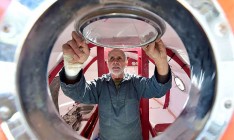 Француз отправился в путешествие через Атлантический океан в бочке