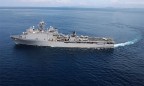 Американский десантный корабль идет в Черное море