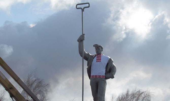 Главы МИД четырех стран ЕС посетят Мариуполь во вторник