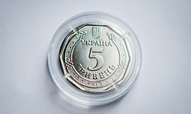 НБУ в этом году выпустит в оборот монету номиналом 5 гривен