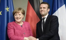 Меркель и Макрон подписали межгосударственное соглашение об углублении сотрудничества