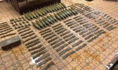 На чердаке дома в Торецке нашли арсенал боеприпасов