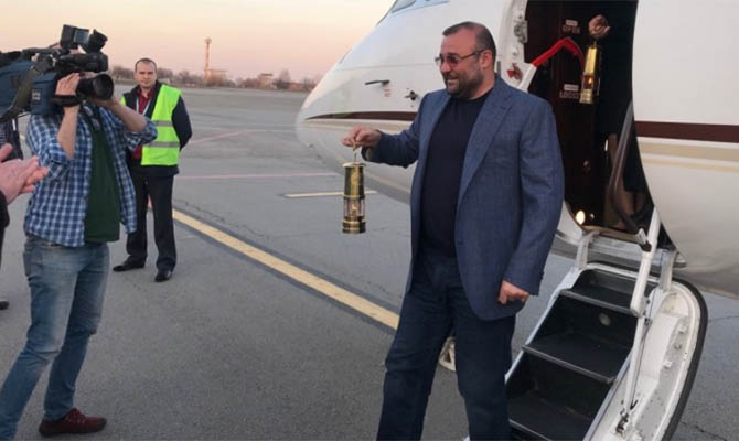 Суды запретили называть Александра Петровского «Нариком»