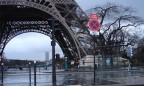 В Париже из-за сильного ветра закрыли кладбища и парки