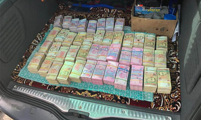 В Дубно изъяли 2,5 млн, предназначенных на подкуп избирателей в пользу «кандидата Ю»