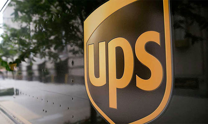 Компания UPS начнет доставлять лекарства квадрокоптерами