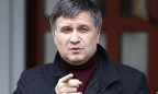 Аваков назвал фамилии кандидатов, замеченных в подкупе избирателей