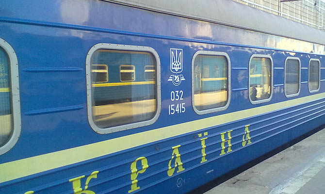За 5 лет число пассажиров на железных дорогах между Россией и Украиной уменьшилось почти на 65%