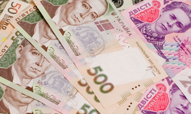В банках Украины сократился объем гривневых и валютных депозитов