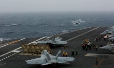 США впервые развернули две авианосные группы в Средиземном море