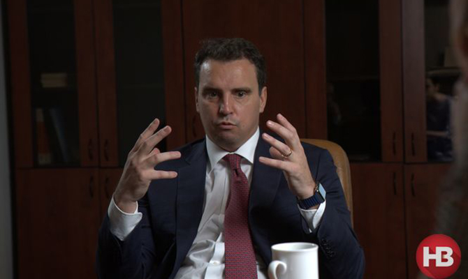 Команда Зеленского хочет обновить состав членов НКРЭКУ и АМКУ