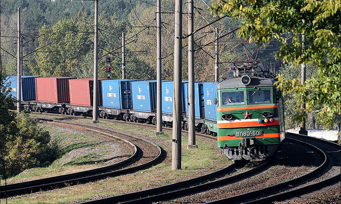 Беларусь в сто раз увеличила грузовые перевозки между Китаем и Европой