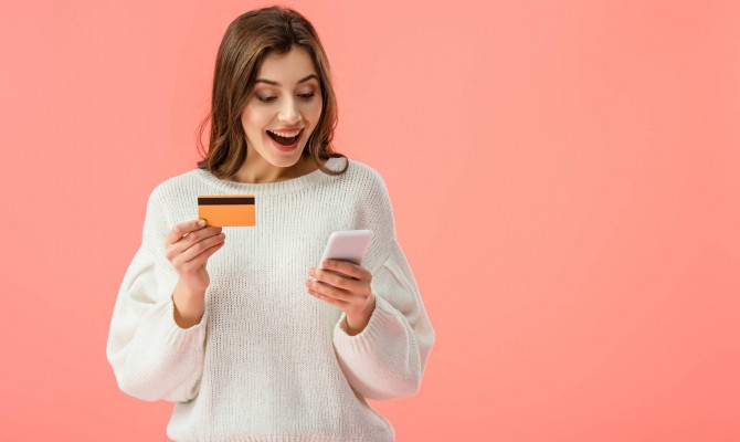 Как взять кредит онлайн на банковскую карточку от «Алекс Кредит»