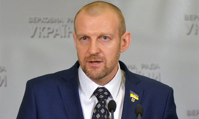 В «Народном фронте» рассказали, какую дату инаугурации Зеленского поддержит парламент