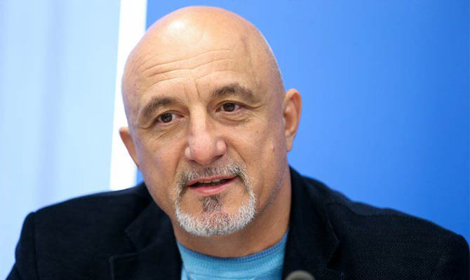 Правительство выбрало лучший вариант защиты населения при переходе к новому рынку электроэнергии, - Плачков