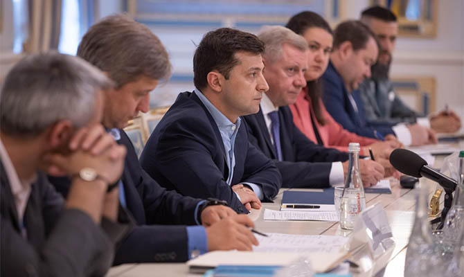 Миссия МВФ встретилась с Зеленским – вернется в Украину после выборов и формирования нового Кабмина