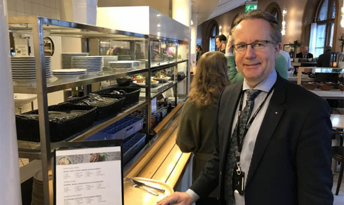 Скромная жизнь шведских депутатов: общественный транспорт и крохотные квартиры