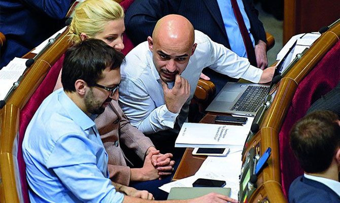 Лещенко пойдет в Раду по киевскому округу