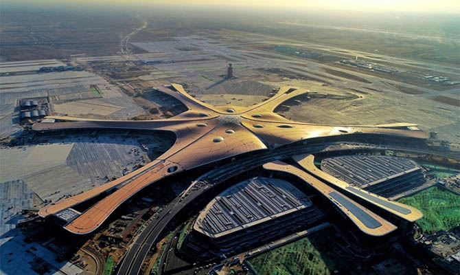Новый гигантский аэропорт Пекина заработает в сентябре