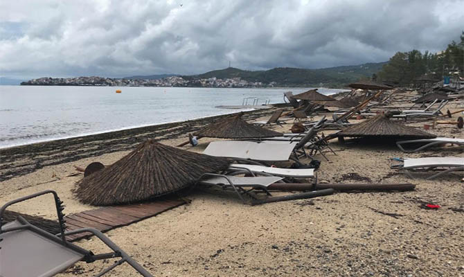 Шторм в Греции забрал жизни 6 туристов, множество пострадавших