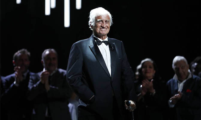 Жан-Поль Бельмондо и Жан-Мишель Жарр получили ордена Почетного легиона