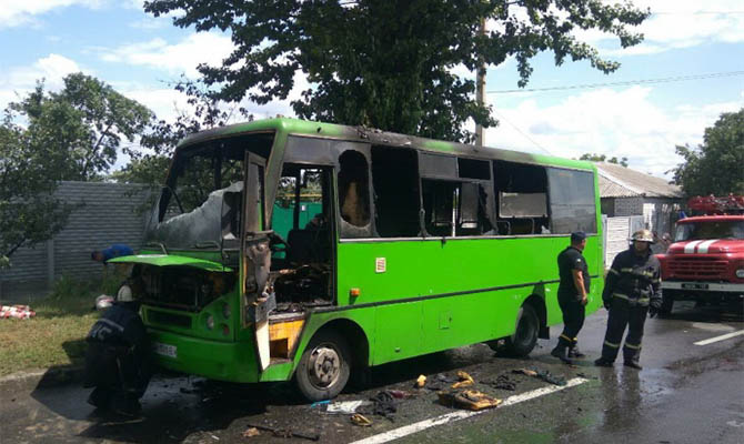 В Харькове на ходу загорелась маршрутка