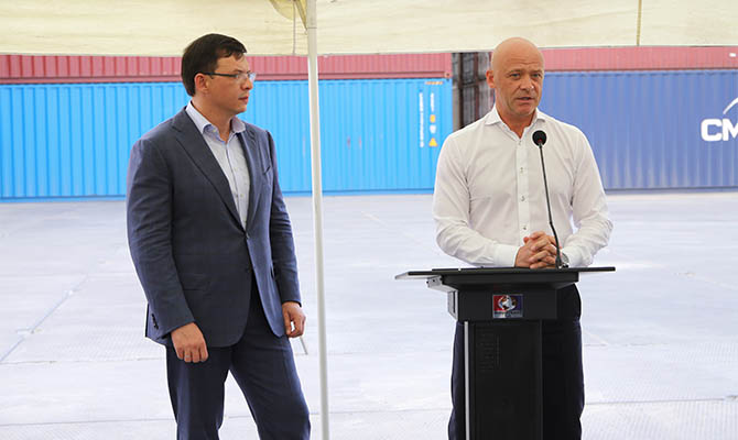 В Одесском порту организовали незаконную агитационную площадку Оппоблока