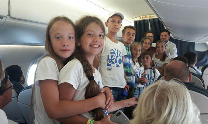 Зеленский прилетел в Одессу эконом-классом