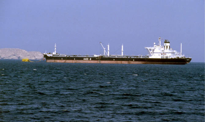 Иран задержал очередной иностранный танкер в Персидском заливе