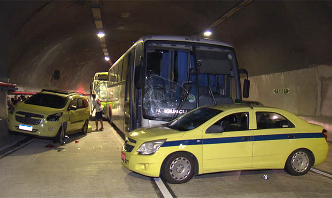 В ДТП в  Бразилии пострадали сразу 50 человек