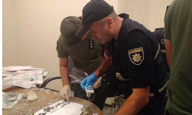 Обстрел из гранатомета в центре Киева: полиция сообщила детали и расследует теракт