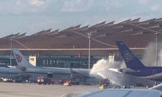 В Пекине при взлете загорелся самолет с пассажирами