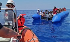 Италия и Мальта не приняли немецкое судно Eleonore с беженцами на борту