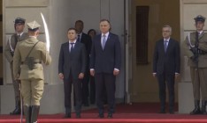 Зеленский предложил Президенту Польши Дуде построить памятник примирения на границе