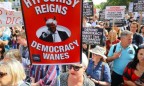 В Великобритании проходят многотысячные протесты против решения Джонсона