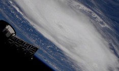 Ураган «Дориан» нанес удар по Багамах