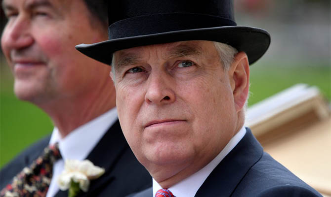 СМИ узнали о возможном наличии у России компромата на принца Эндрю