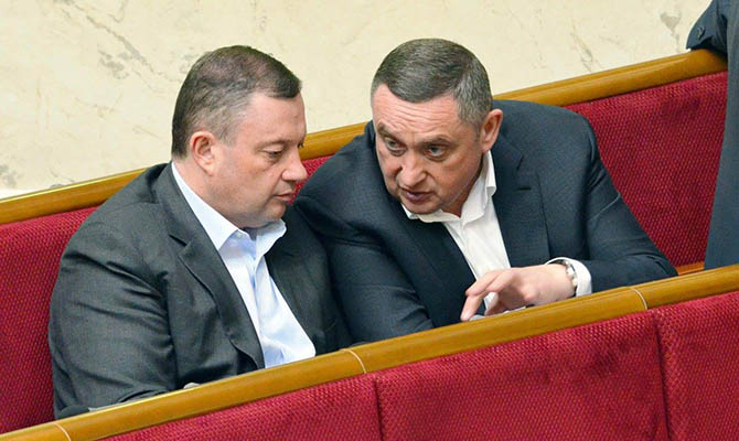 «Укрзализныця» передала правоохранителям материалы на братьев Дубневичей