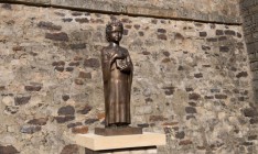 Подаренный столичной общиной памятник Анне Киевской торжественно открыли в городе Арлон в Бельгии