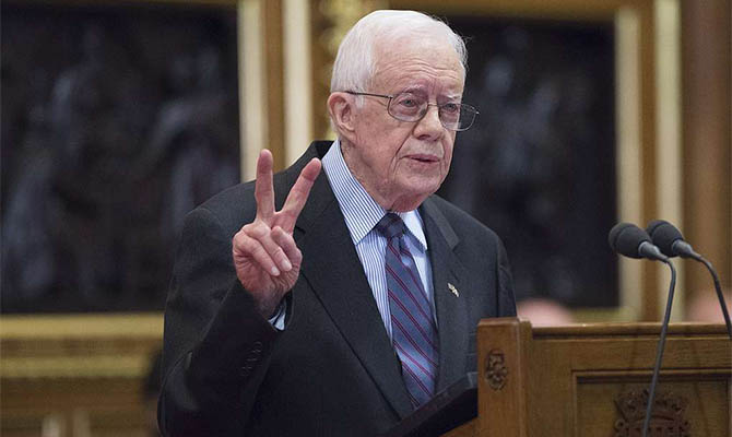 Джимми Картер снова попал в больницу