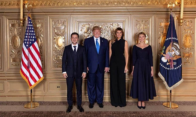 Сотрудник Белого дома сообщил о пропусках в стенограмме разговора Трампа и Зеленского