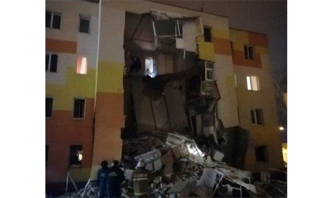 В России в многоэтажном доме из-за взрыва газа упала стена