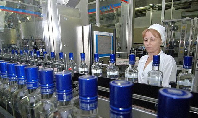 В Украине отменили государственную монополию на производство спирта
