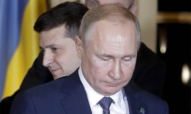 Зеленский и Путин поговорили с глазу на глаз менее 10 минут