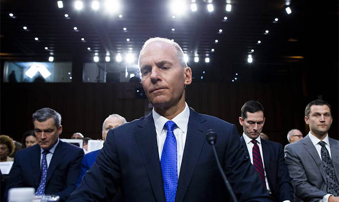 Глава Boeing уходит в отставку