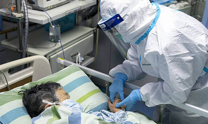 Число заразившихся коронавирусом в Китае приближается к 10 тыс. человек